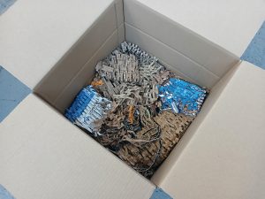 When sending us your turbocharger, put a thick layer of packing material at the bottom of the box.